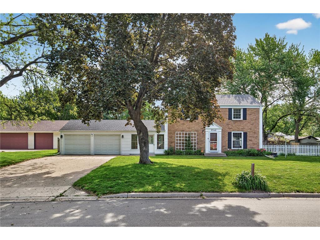 9548 Knox Avenue N Brooklyn Park MN 55444 7079913 image3