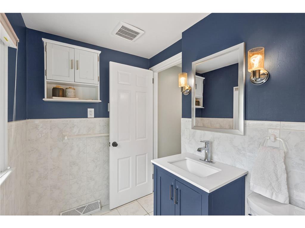 9548 Knox Avenue N Brooklyn Park MN 55444 7079913 image31