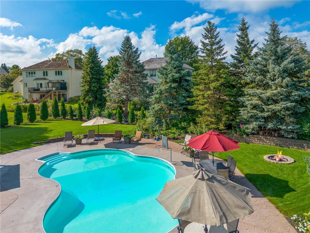 9548 Virginia Avenue S Bloomington MN 55438 7070111 image2