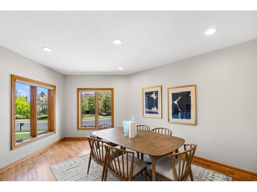 9548 Virginia Avenue S Bloomington MN 55438 7070111 image30