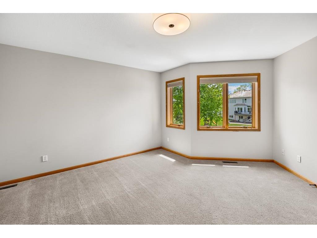 9548 Virginia Avenue S Bloomington MN 55438 7070111 image52