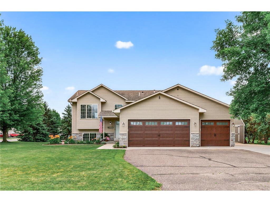 955 Joes Lake Road SE Cambridge MN 55008 6757893 image1