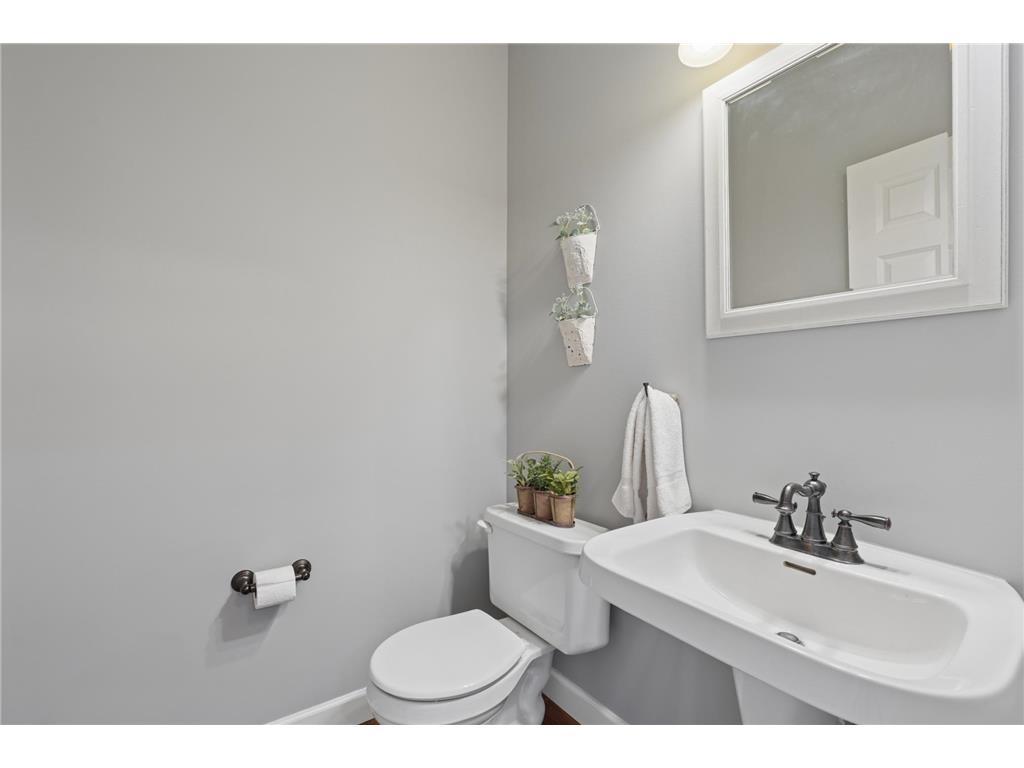 955 Lake Ridge Woodbury MN 55129 7025535 image12