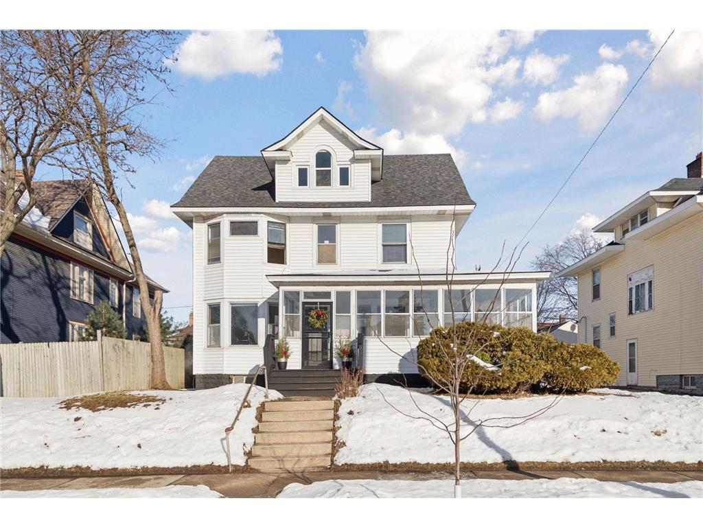 955 Marshall Avenue Saint Paul MN 55104 7007010 image1