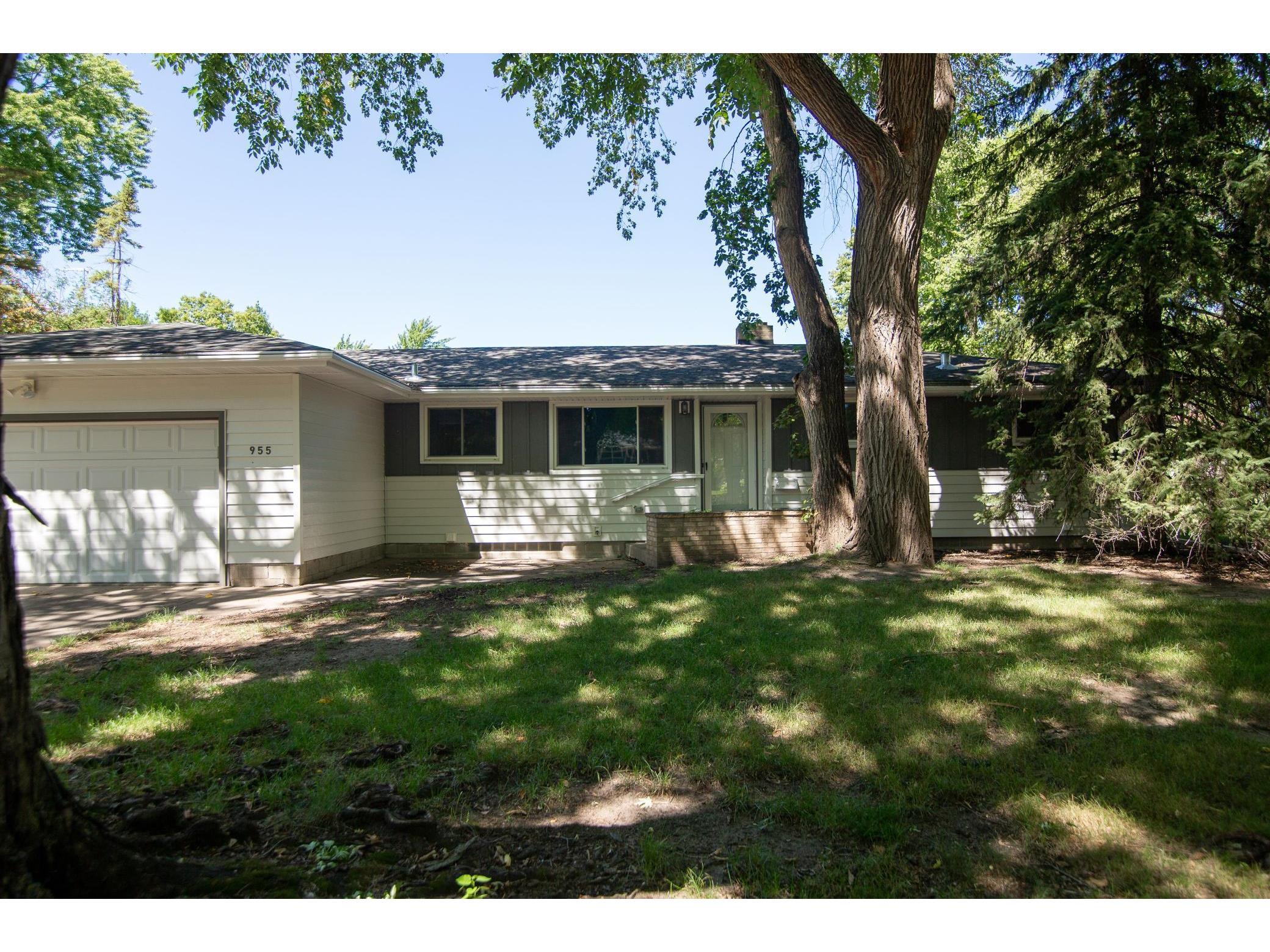 955 Osgood Avenue SW Hutchinson MN 55350 6082669 image1