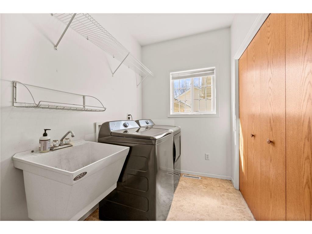 955 Park Drive Belle Plaine MN 56011 7041661 image27