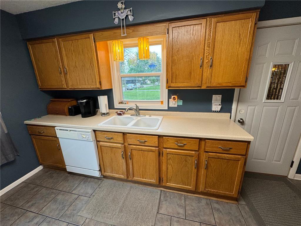 955 S 3rd Avenue Albert Lea MN 56007 7084364 image10
