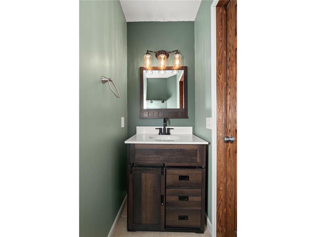955 Santa Vera Drive Chanhassen MN 55317 7038032 image14