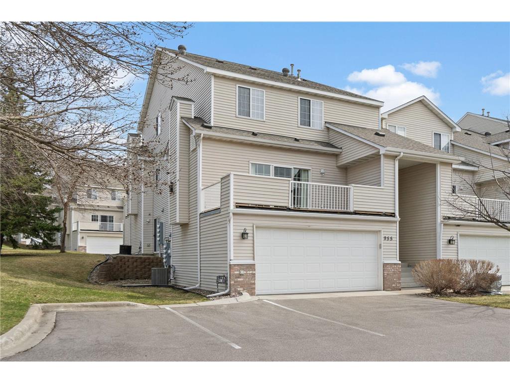 955 Santa Vera Drive Chanhassen MN 55317 7038032 image2