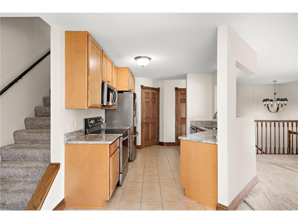 955 Santa Vera Drive Chanhassen MN 55317 7038032 image4