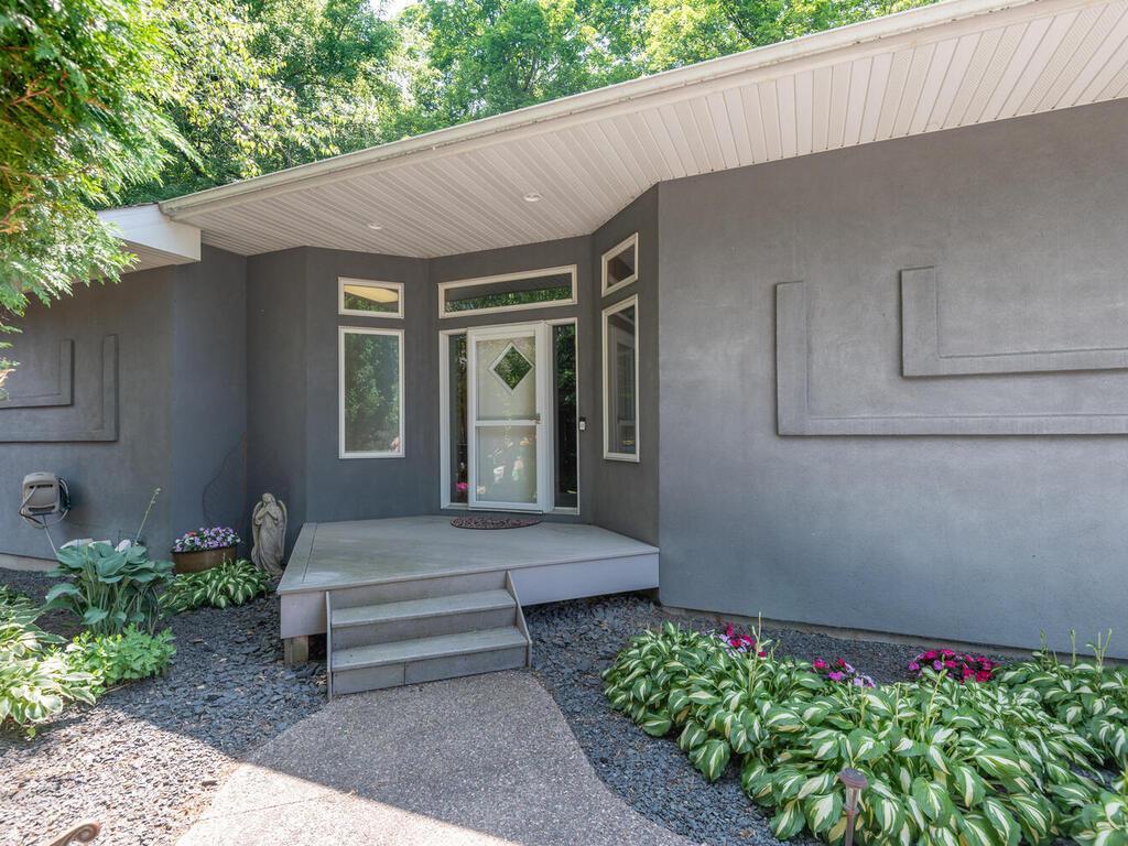 955 Wayzata Boulevard W Long Lake MN 55391 6378600 image1