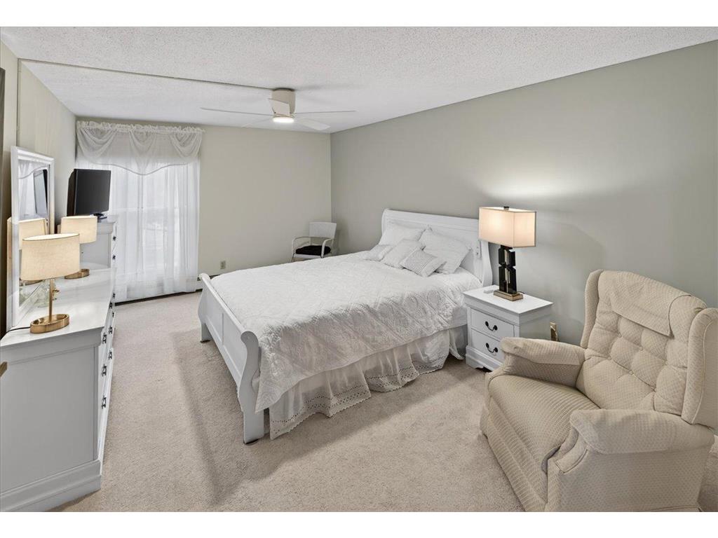 9550 Collegeview Road #218 Bloomington MN 55437 7040830 image13