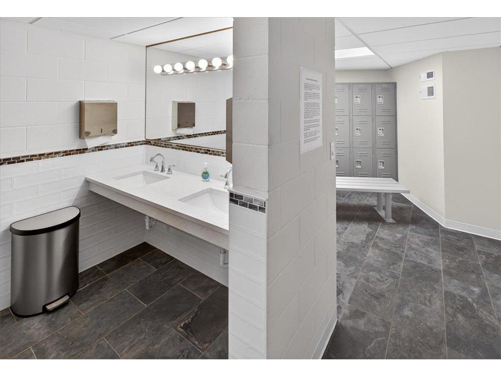 9550 Collegeview Road #218 Bloomington MN 55437 7040830 image30