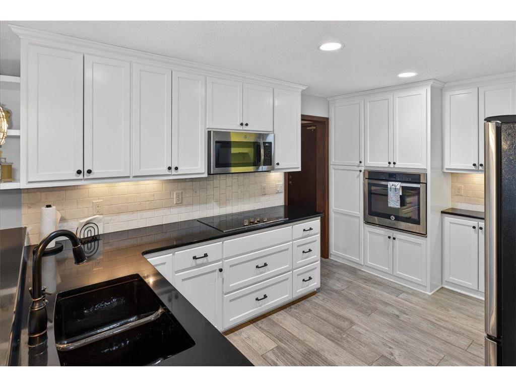 9550 Collegeview Road #218 Bloomington MN 55437 7040830 image5