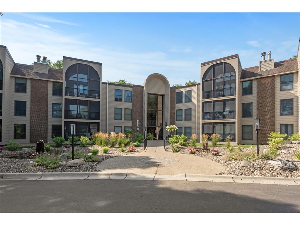 9550 Collegeview Road #320 Bloomington MN 55437 6405613 image1