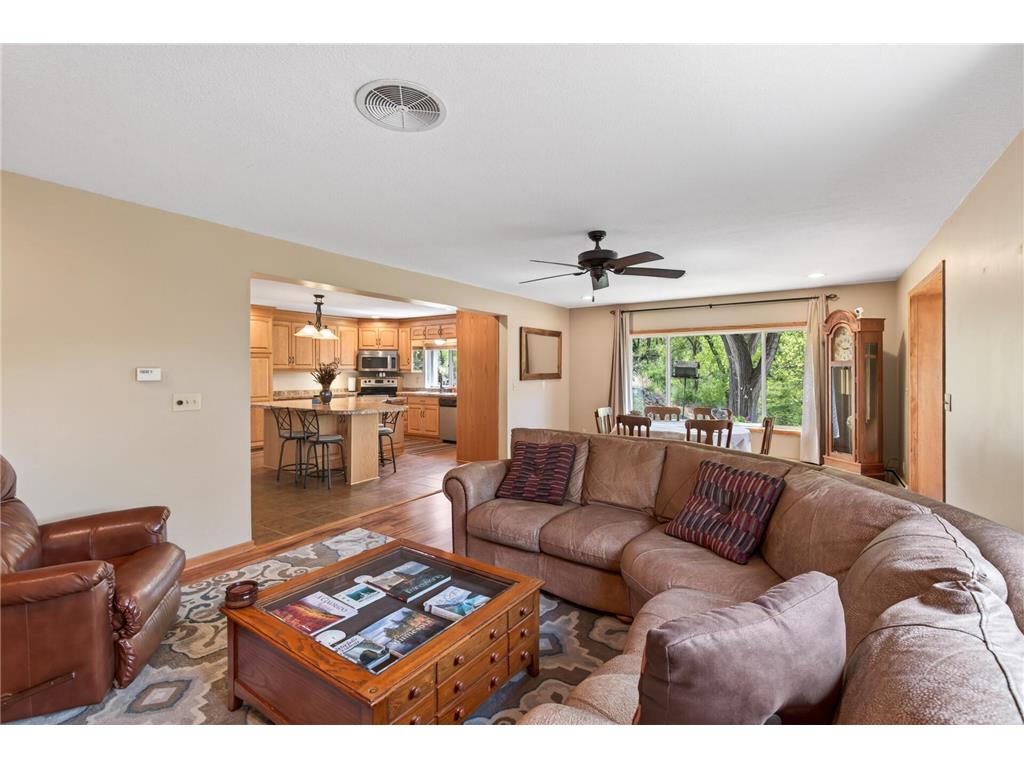 9551 Riverview Road Eden Prairie MN 55347 7065036 image4