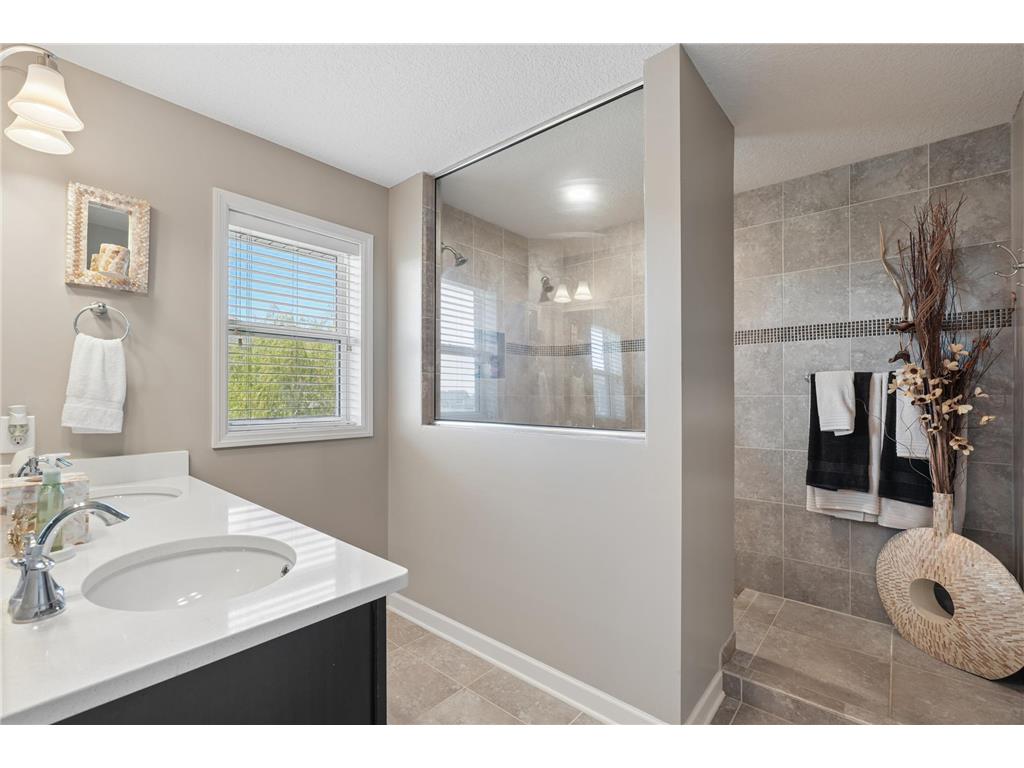 9557 Junco Road N Lake Elmo MN 55042 7057062 image24