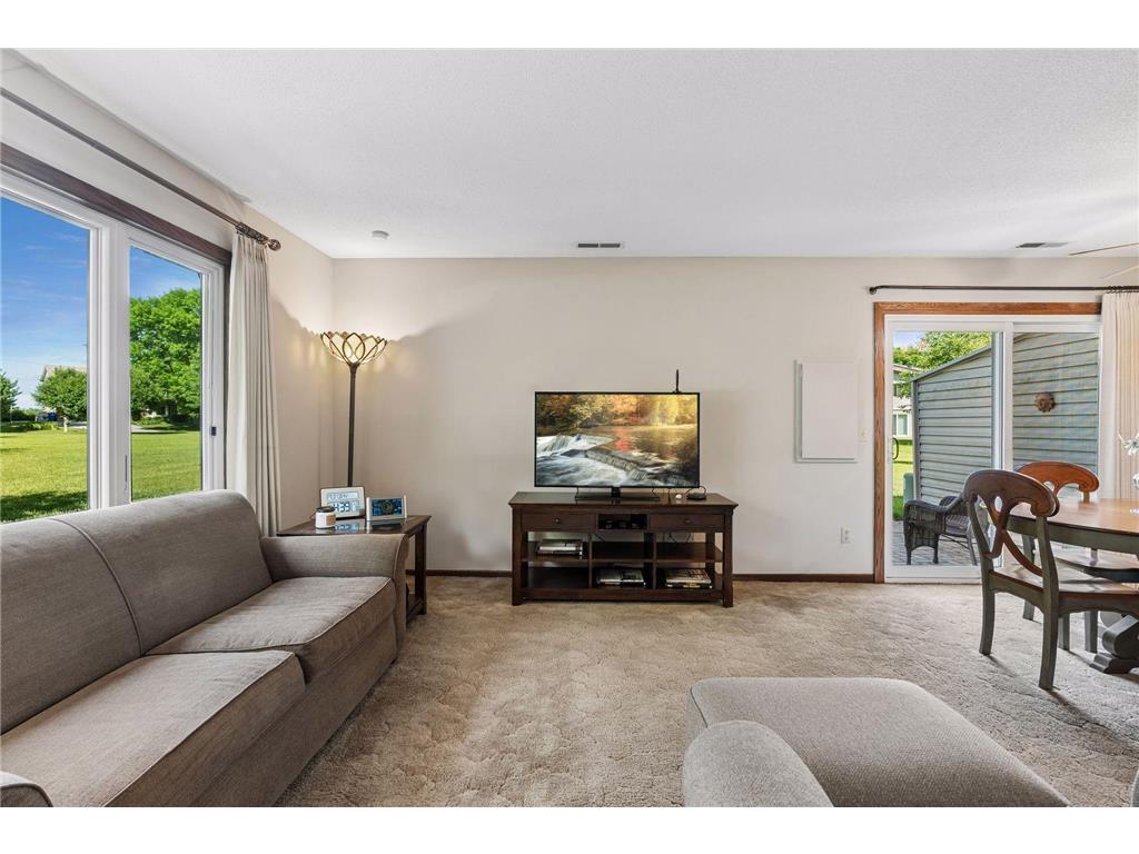 9558 Kingsview Lane N Maple Grove MN 55369 7089537 image2