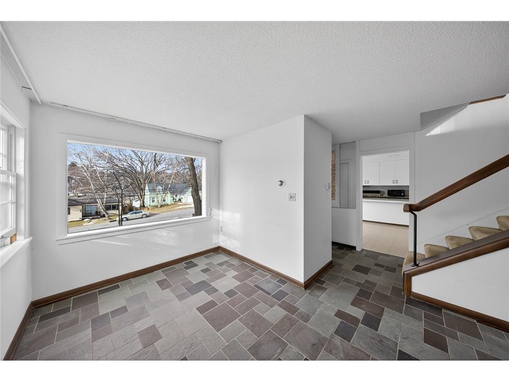 956 14th Avenue SW Rochester MN 55902 7008340 image10