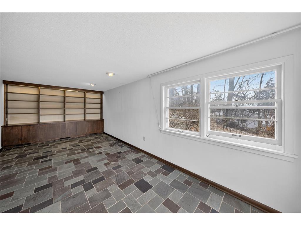 956 14th Avenue SW Rochester MN 55902 7008340 image12