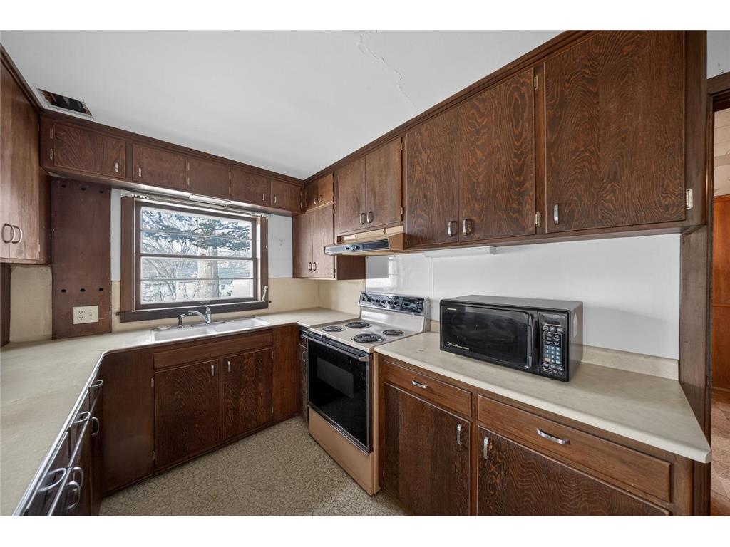 956 14th Avenue SW Rochester MN 55902 7008340 image20