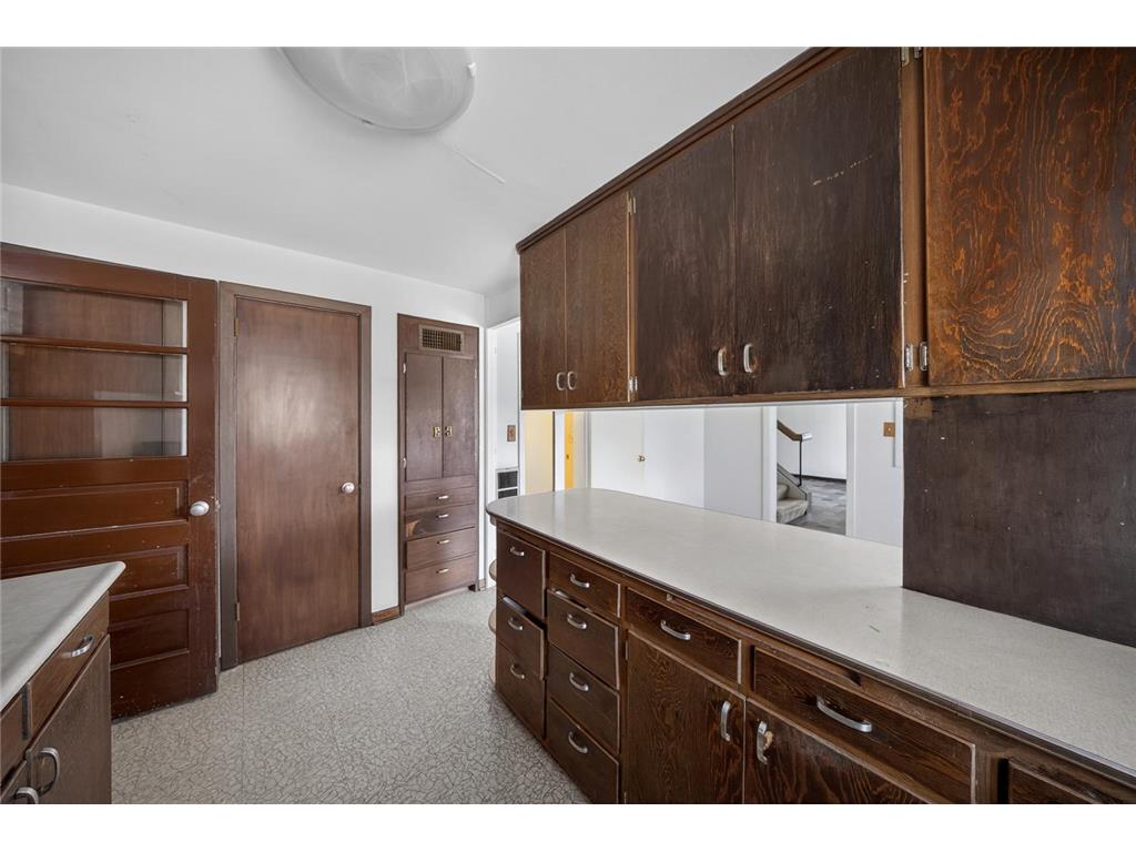 956 14th Avenue SW Rochester MN 55902 7008340 image22