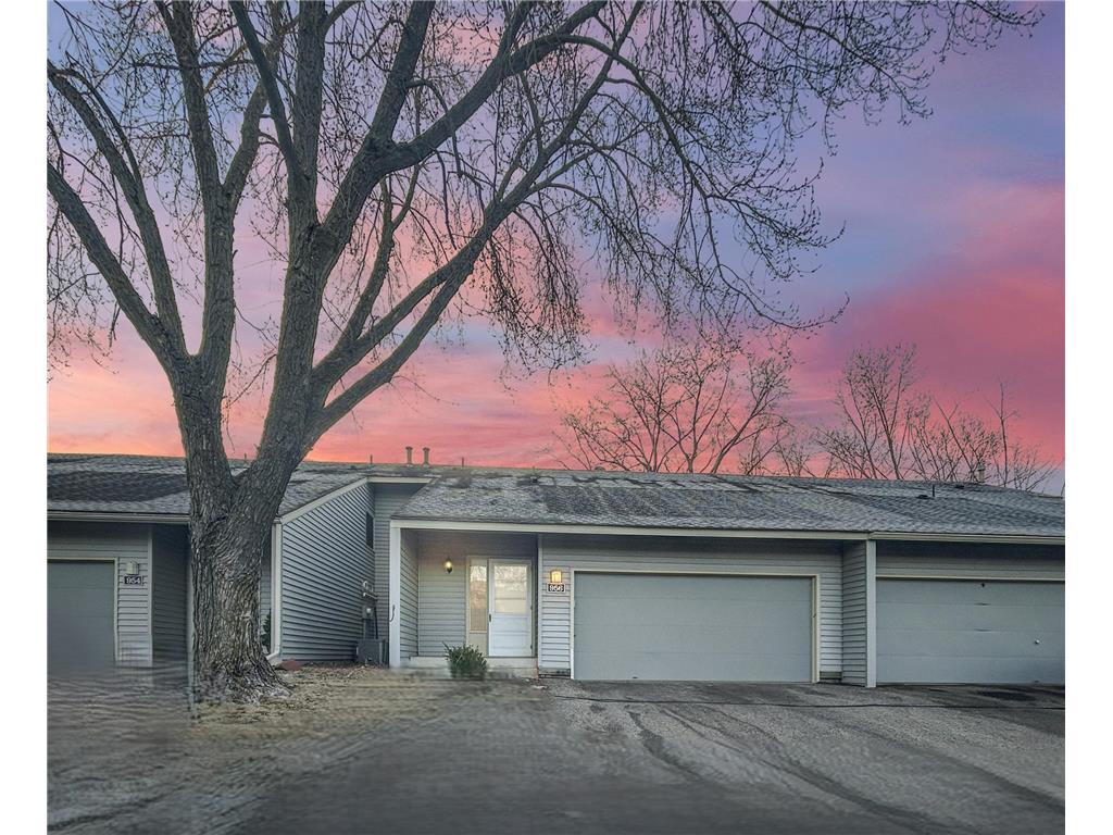 956 Carmel Court Shoreview MN 55126 6660120 image1