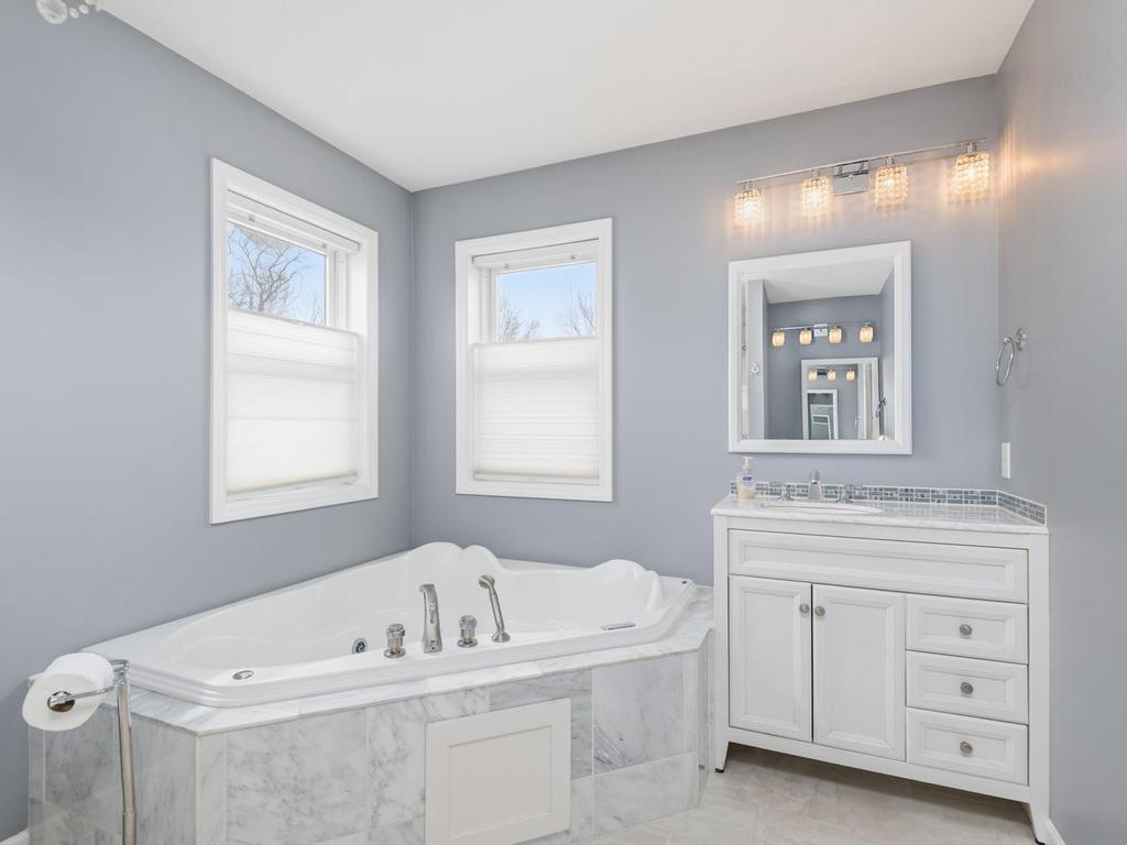 956 Farmers Ridge Trail Belle Plaine MN 56011 7055478 image16