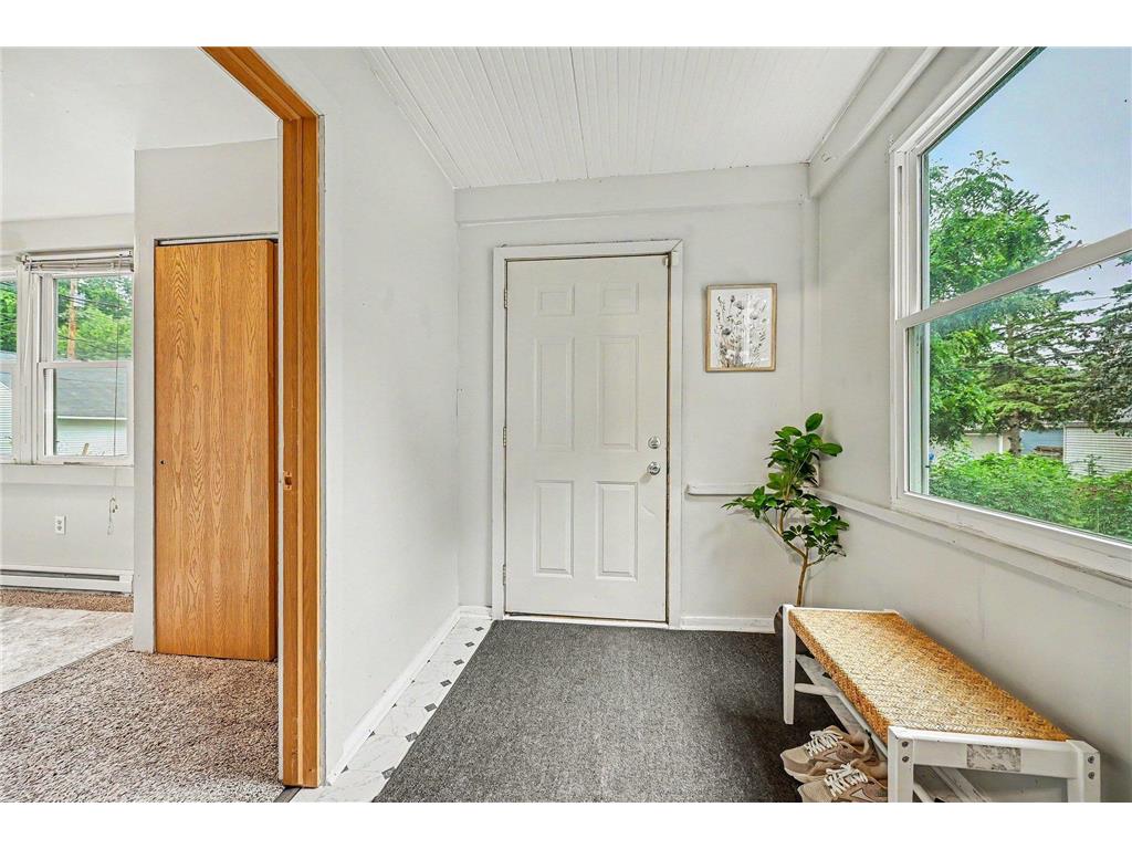 956 Juno Avenue Saint Paul MN 55102 7096648 image12
