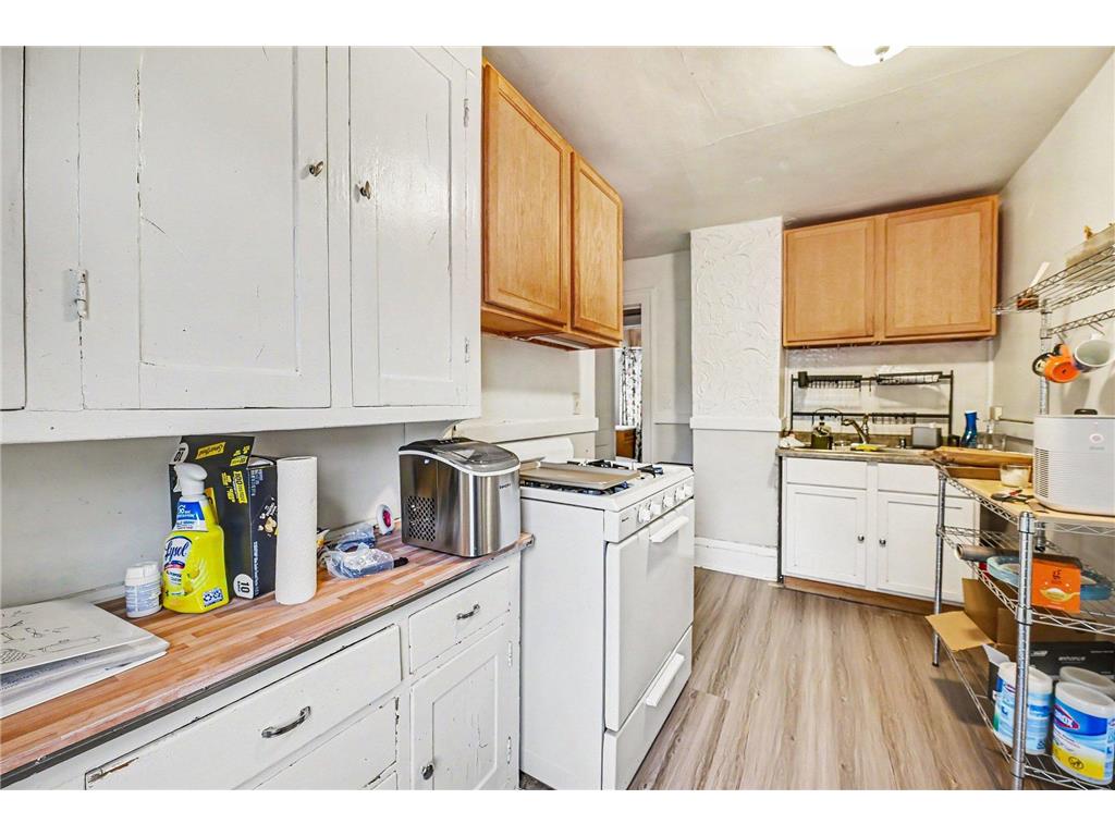 956 Juno Avenue Saint Paul MN 55102 7096648 image14
