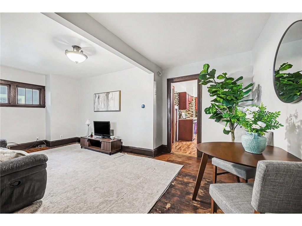 956 Juno Avenue Saint Paul MN 55102 7096648 image3