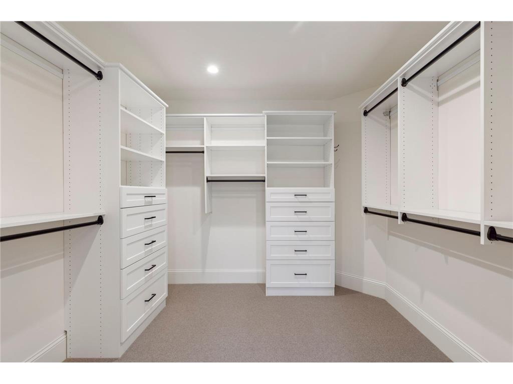 956 Mississippi River Boulevard S Saint Paul MN 55116 - Mississippi 6745648 image34