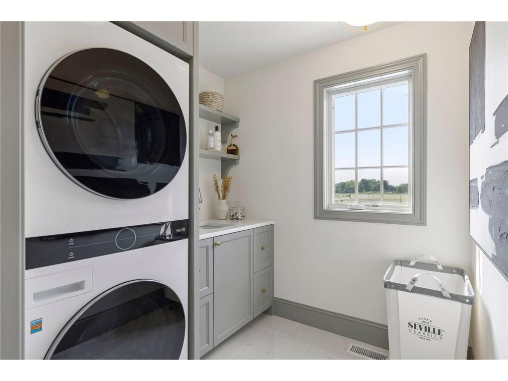 956 Mississippi River Boulevard S Saint Paul MN 55116 - Mississippi 6745648 image37