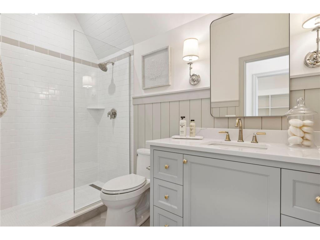 956 Mississippi River Boulevard S Saint Paul MN 55116 - Mississippi 6745648 image41