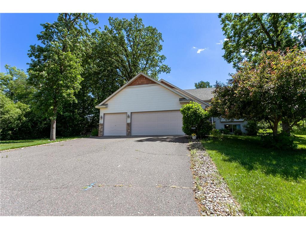 956 Sunflower Way Amery WI 54001 7090410 image1