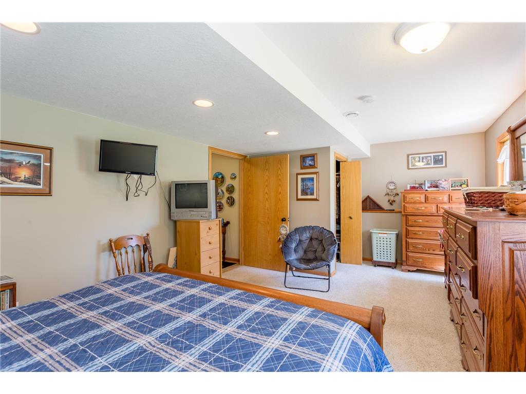 956 Sunflower Way Amery WI 54001 7090410 image52