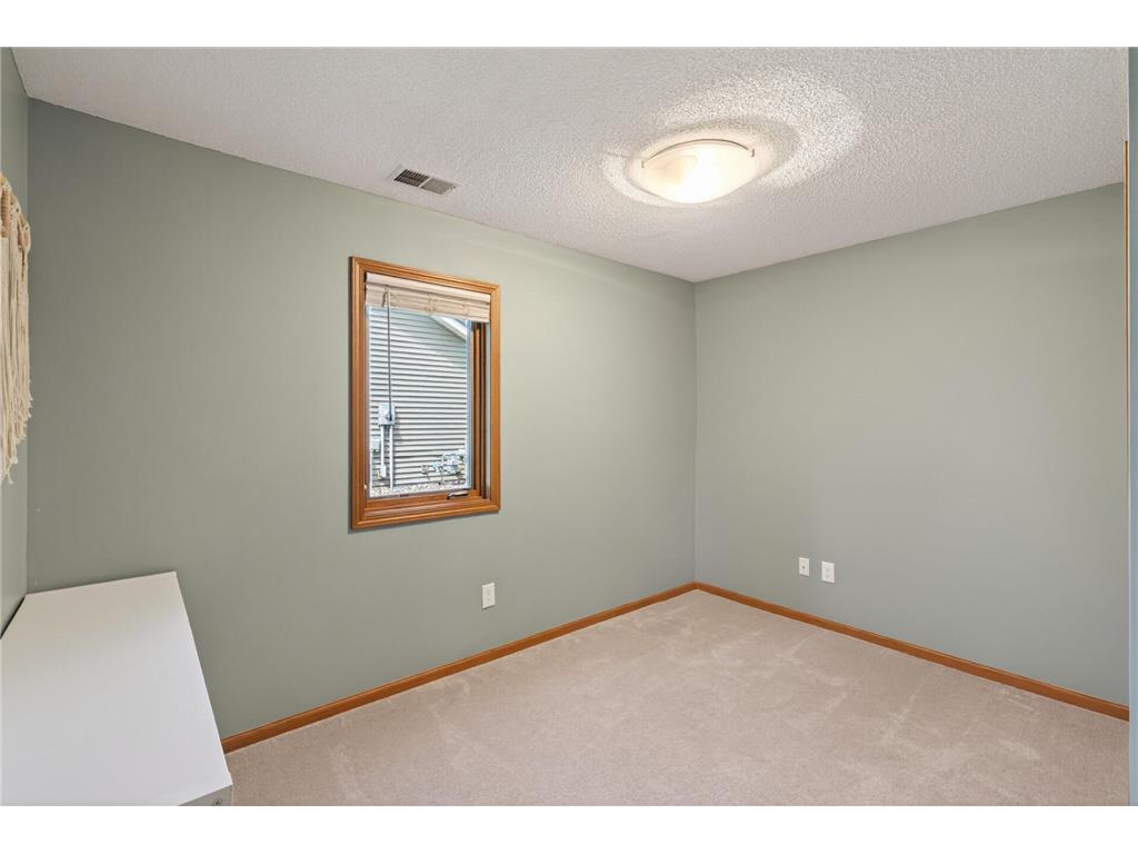 956 Trillium Court Eagan MN 55123 7066536 image22