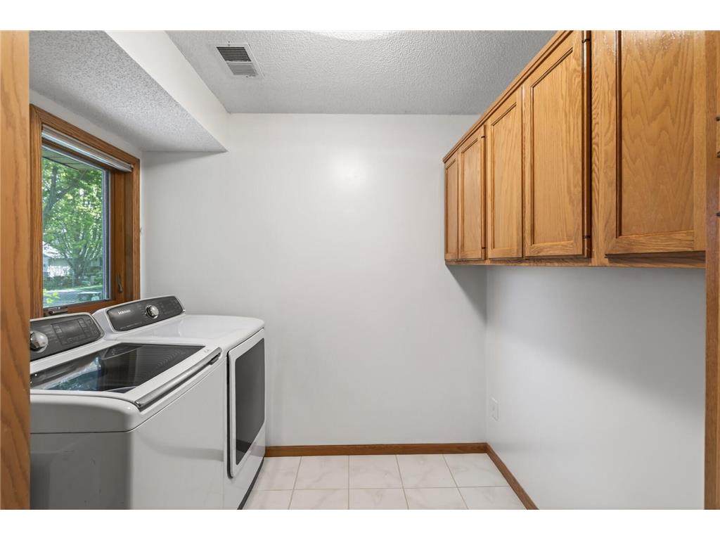 956 Trillium Court Eagan MN 55123 7066536 image24
