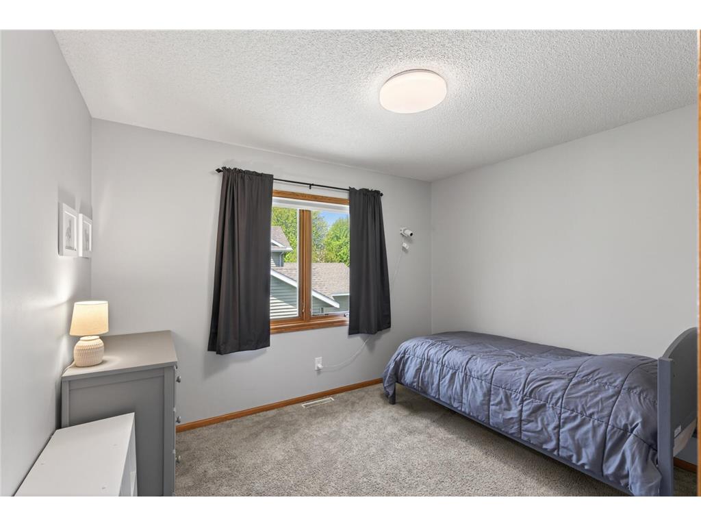 956 Trillium Court Eagan MN 55123 7066536 image29