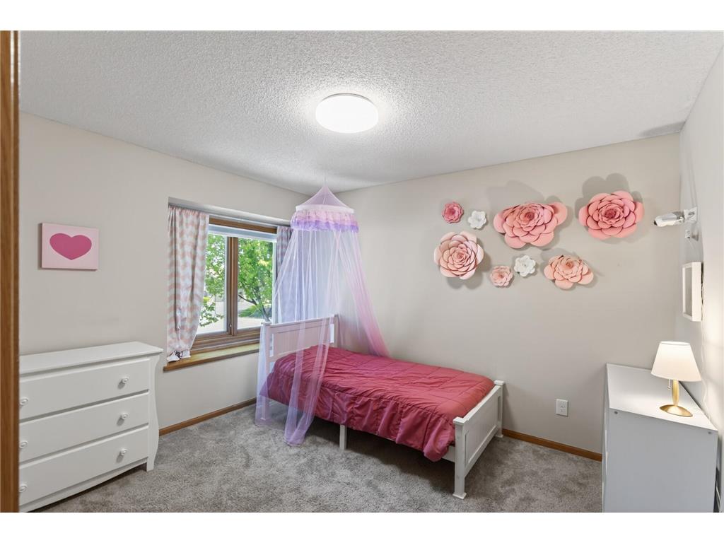 956 Trillium Court Eagan MN 55123 7066536 image31