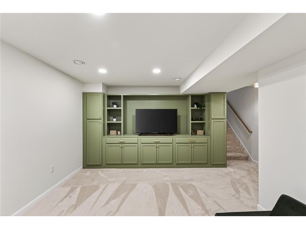 956 Trillium Court Eagan MN 55123 7066536 image36