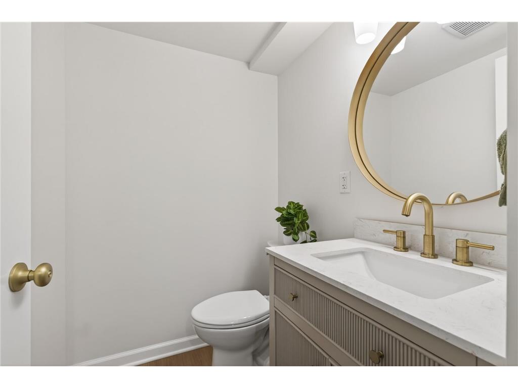 956 Trillium Court Eagan MN 55123 7066536 image37