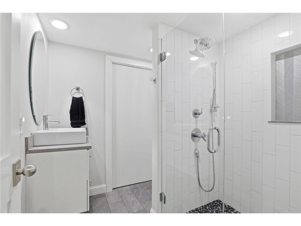 9565 Yukon Avenue S Bloomington MN 55438 7073567 image46
