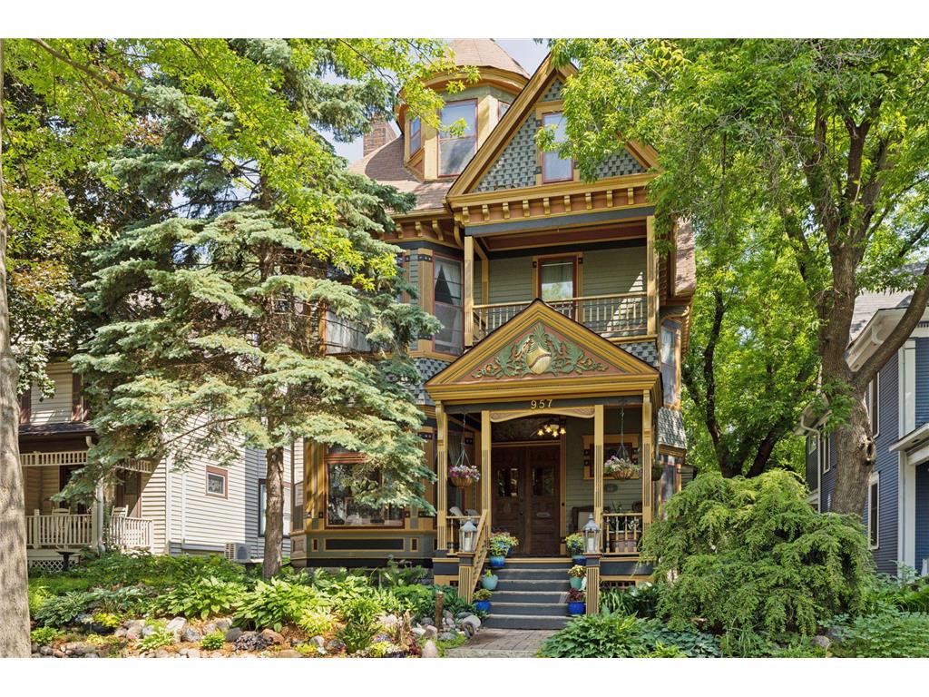 957 Ashland Avenue Saint Paul MN 55104 7050439 image1