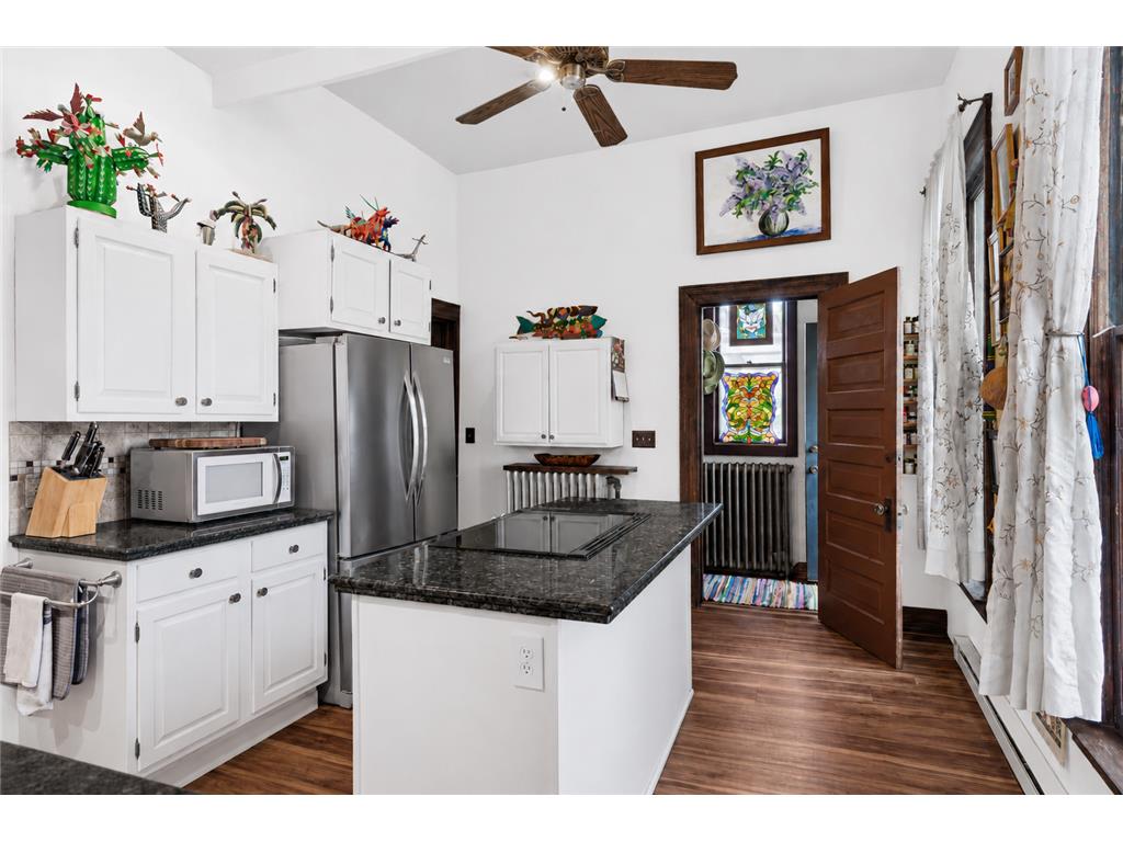 957 Ashland Avenue Saint Paul MN 55104 7050439 image18