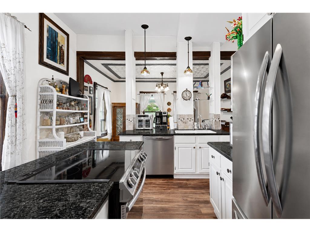 957 Ashland Avenue Saint Paul MN 55104 7050439 image20