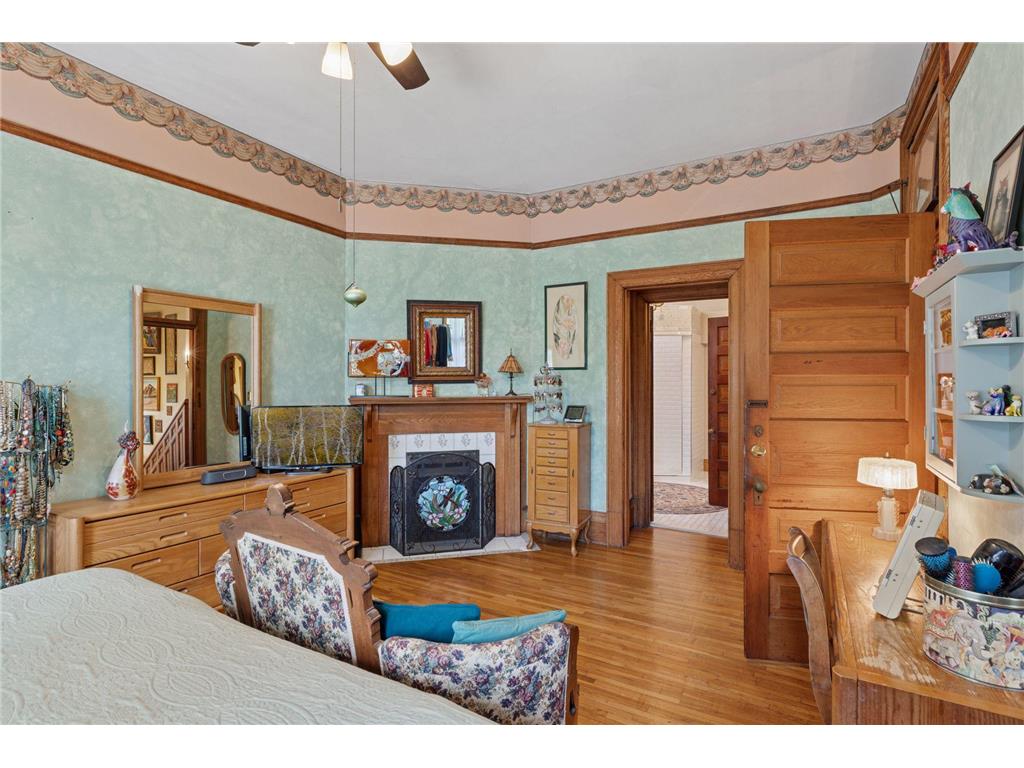 957 Ashland Avenue Saint Paul MN 55104 7050439 image23