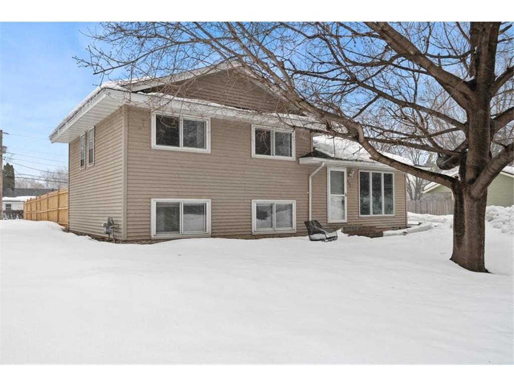957 Beacon Lane Apple Valley MN 55124 6340466 image1
