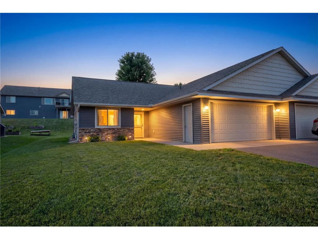 957 Fairchild Drive River Falls WI 54022 7036374 image1