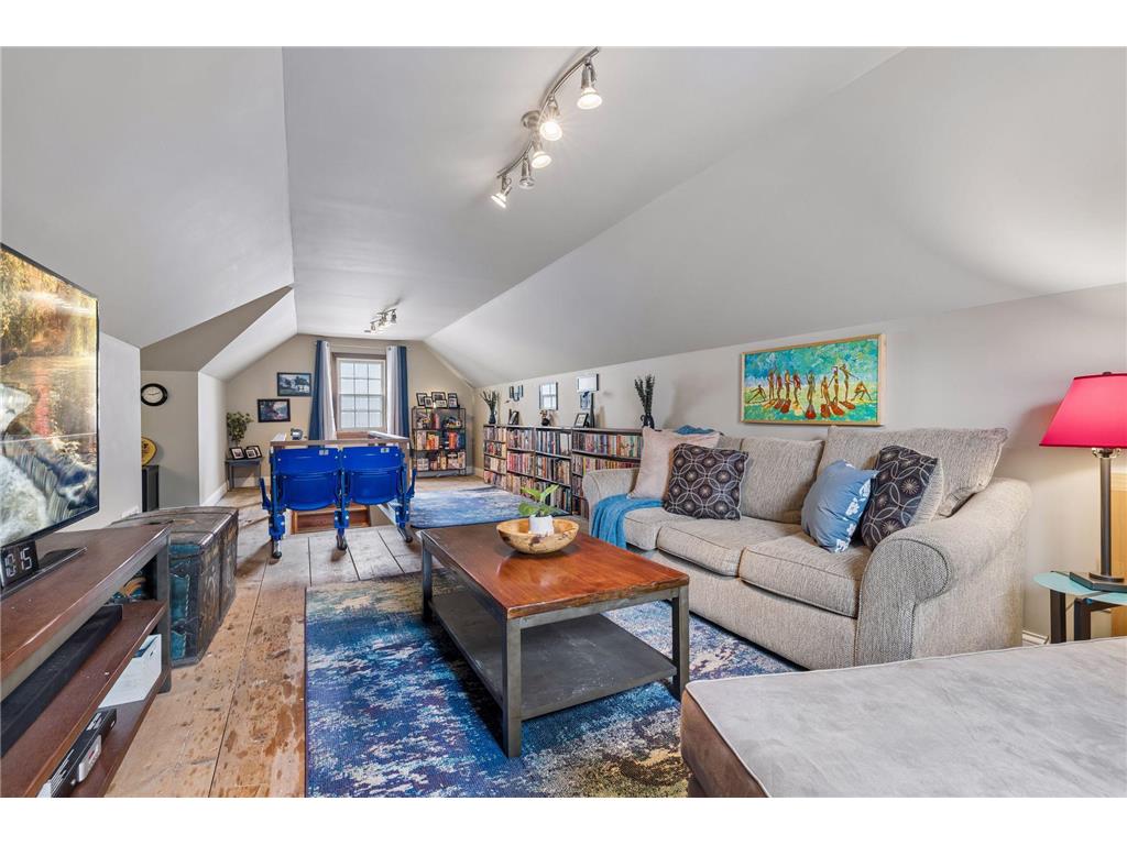 957 Hoyt Avenue W Saint Paul MN 55117 7076907 image20